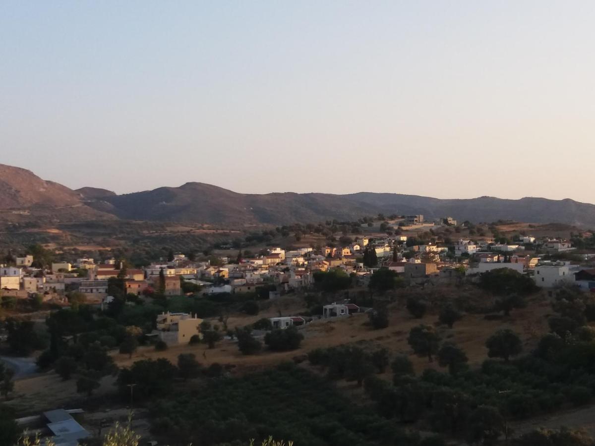 Sivas Apartments-Studios,Sigelakis With Very Nice View Buitenkant foto