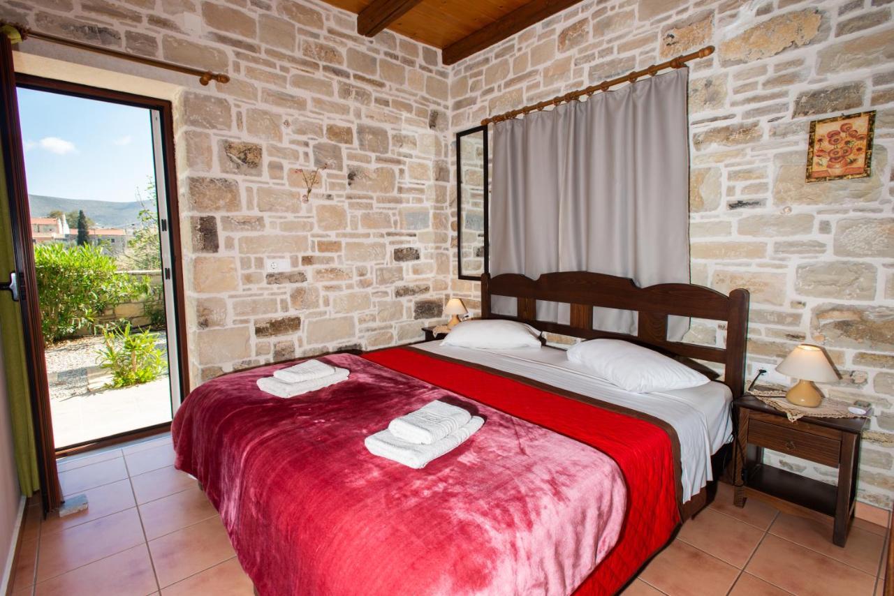 Sivas Apartments-Studios,Sigelakis With Very Nice View Buitenkant foto