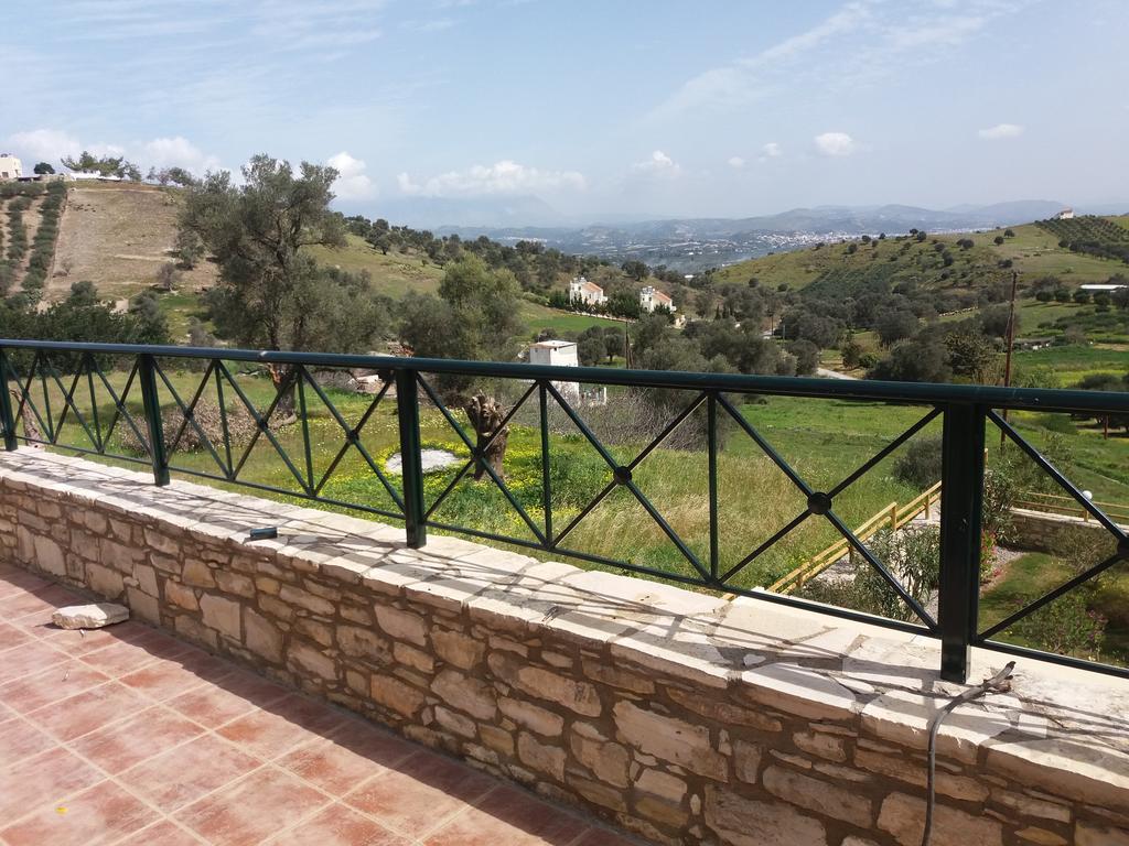 Sivas Apartments-Studios,Sigelakis With Very Nice View Buitenkant foto
